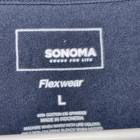 Polo - Picture 2 of 3